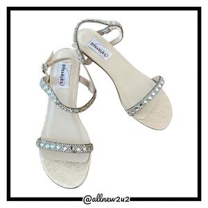 Benjamin Walk Jasmine Champagne Shimmer Dyeables Women's Silver Sandals Size 7